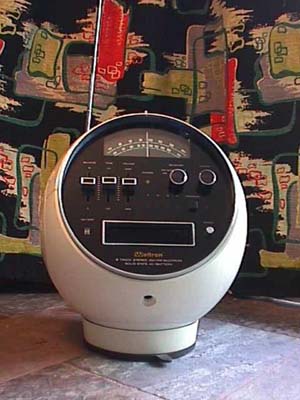 WELTRON RADIO- UND KASSETTENGER&AUML;T