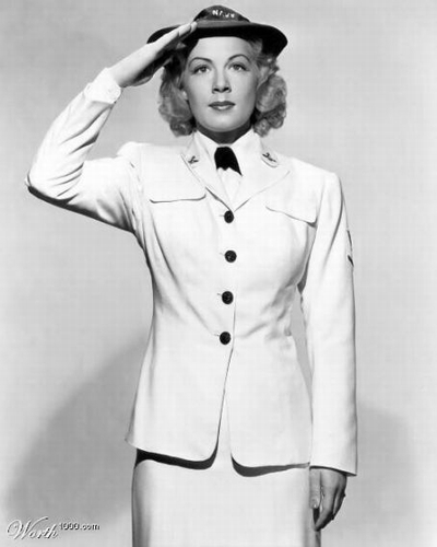 Betty Hutton - Am Salutieren