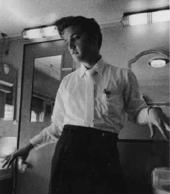 Elvis Presley - Roll Them Dry